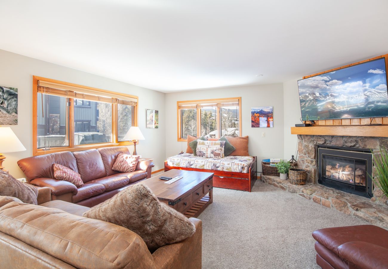 Condominium in Breckenridge - Woods Manor #202A