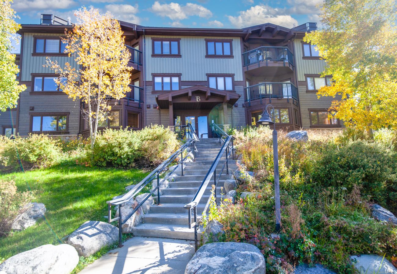 Condominium in Breckenridge - Woods Manor #203B