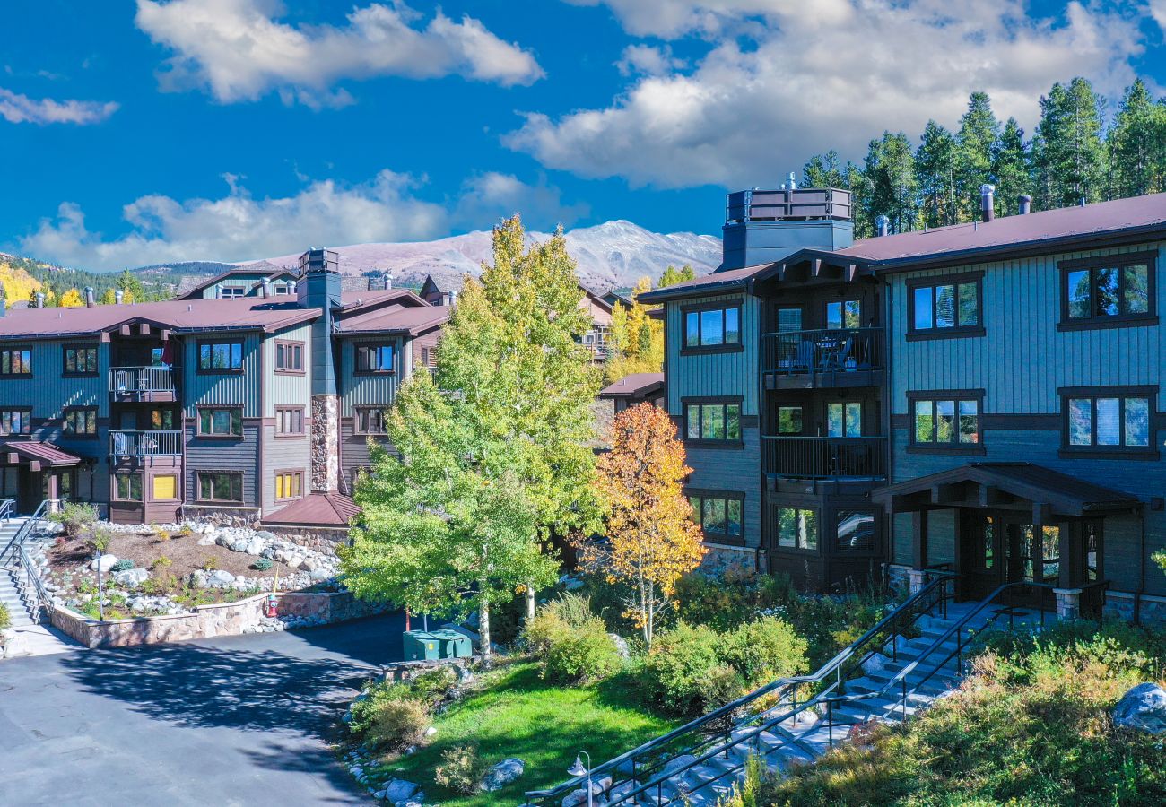 Condominium in Breckenridge - Woods Manor #203B